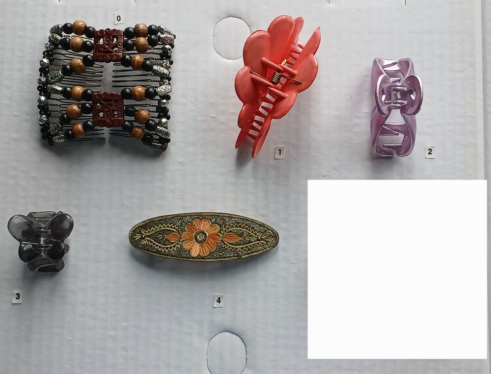 LOT de 5 PINCES et BARRETTES pour cheveux 7 Nevers (58)