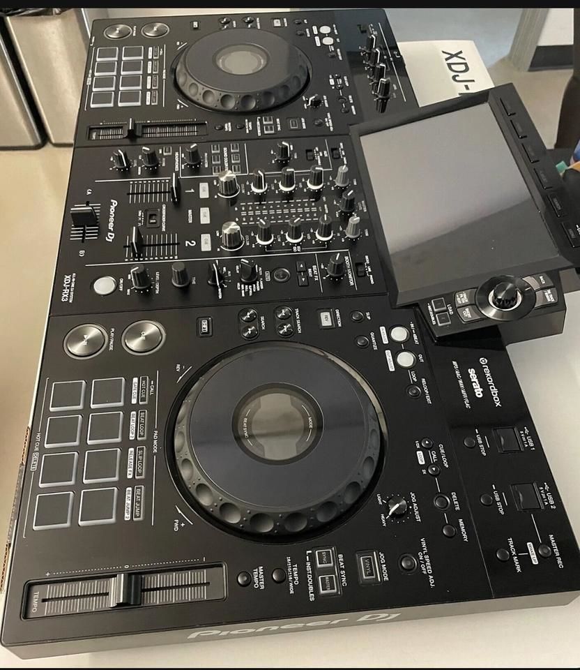 Pioneer XDJ RX3 1000 Veslud (02)