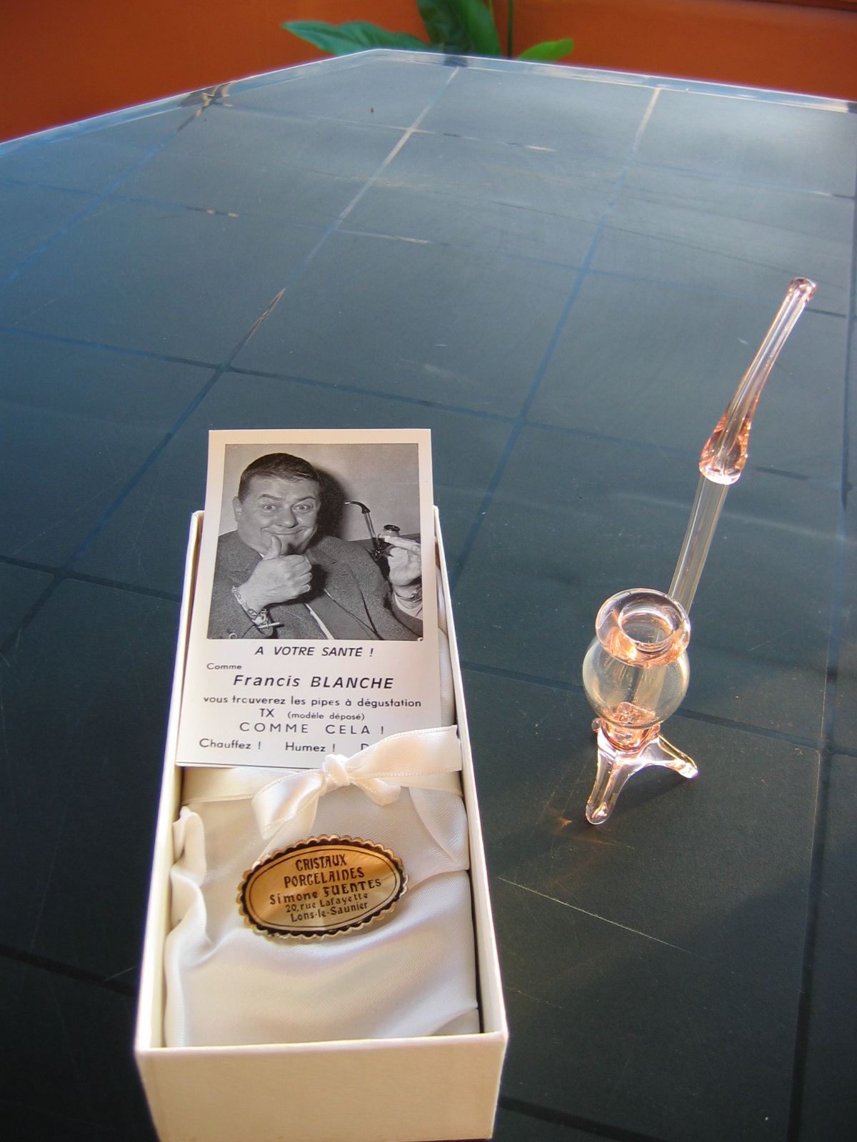 Pipe � D�gustation Verre Souffl�. 20 Le Vernois (39)