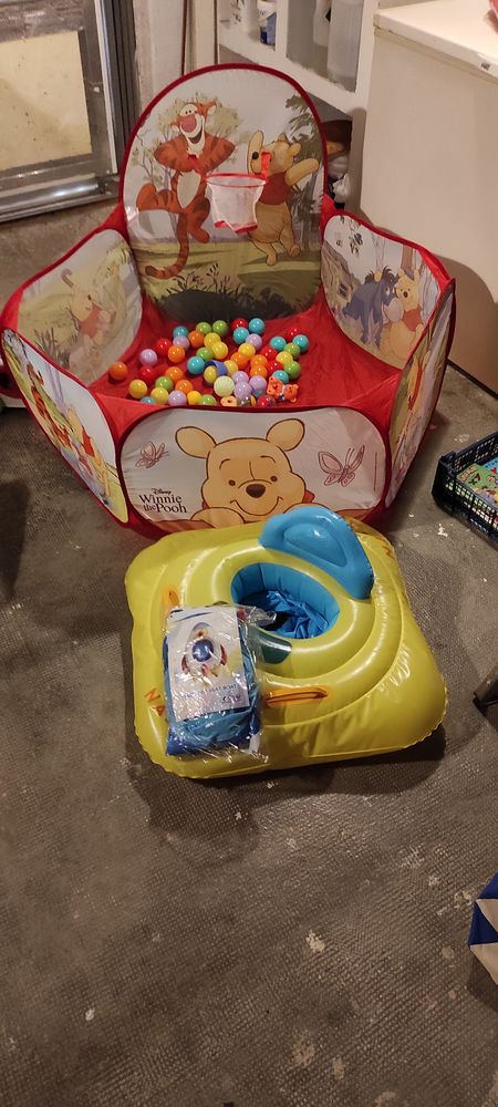 PISCINE A BALLES ET BOUEES 20 Pertuis (84)