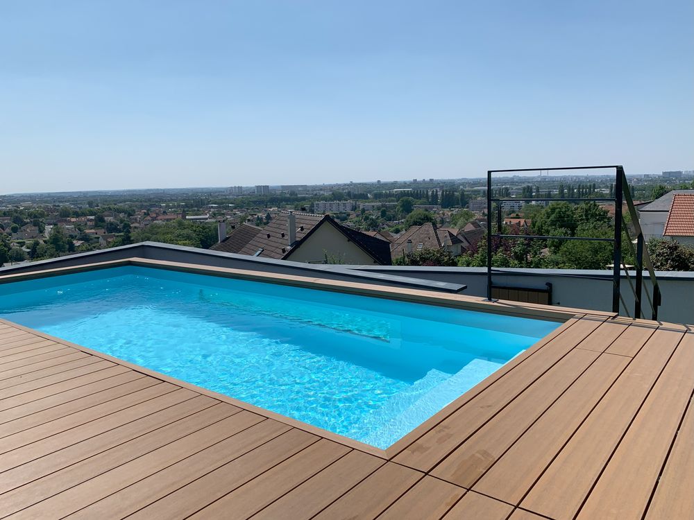 Piscine Container avec hublot vitr� 18000 Ormesson-sur-Marne (94)