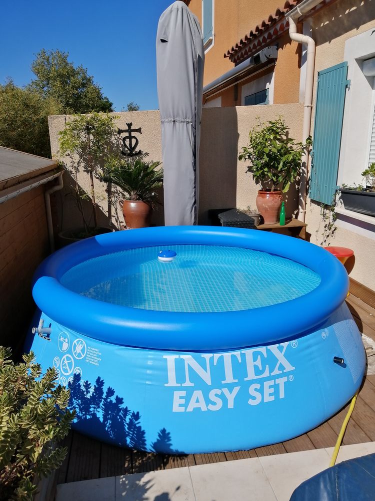 Piscine gonflable 45 Aigues-Mortes (30)