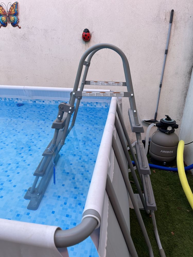 Piscine de 4 m sur 2 sur 1 m 100 Montpellier (34)