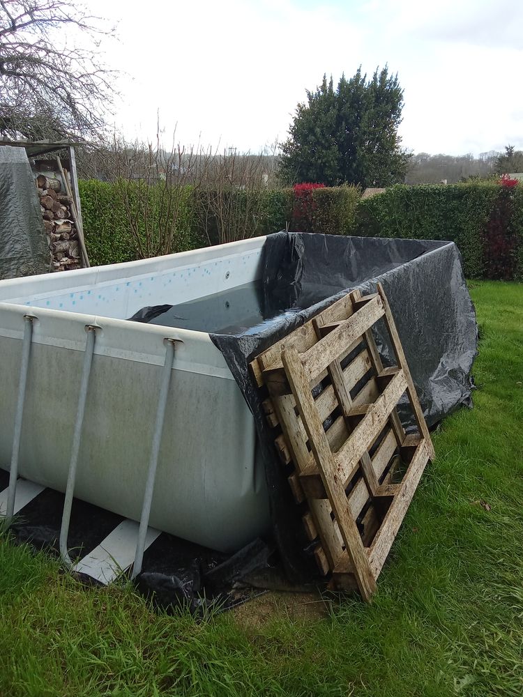 Piscine 200 Pontivy (56)