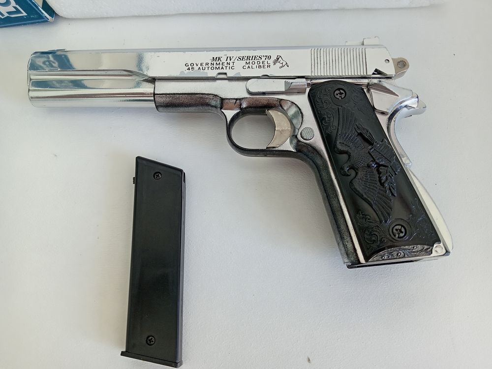 Pistolet airsoft  belle r�plique Colt 1911 Ann�e 1970 45 Six-Fours-les-Plages (83)