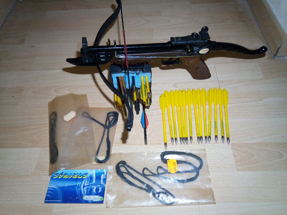Pistolet arbalete + tres nombreux d'accessoires 0 Armenti�res (59)