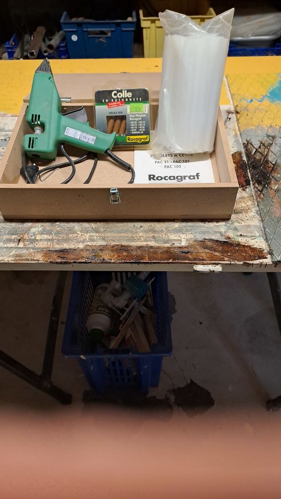 pistolet a colle 20 Le Blanc (36)