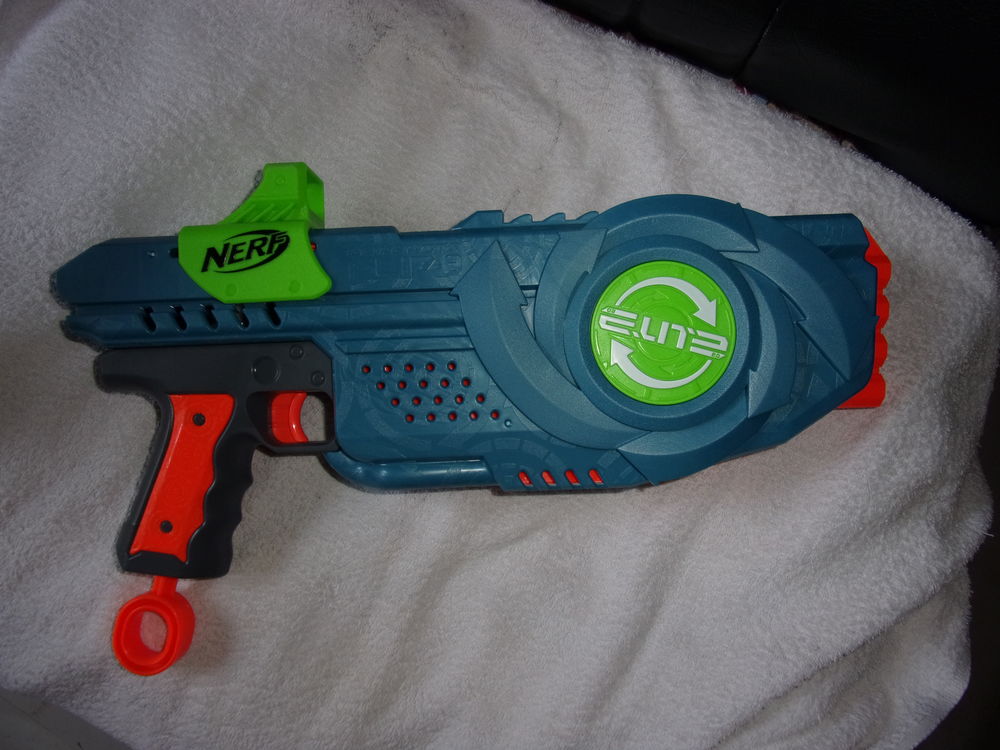 pistolet Nerf Elite 2.0 21 Neuvy-en-Sullias (45)