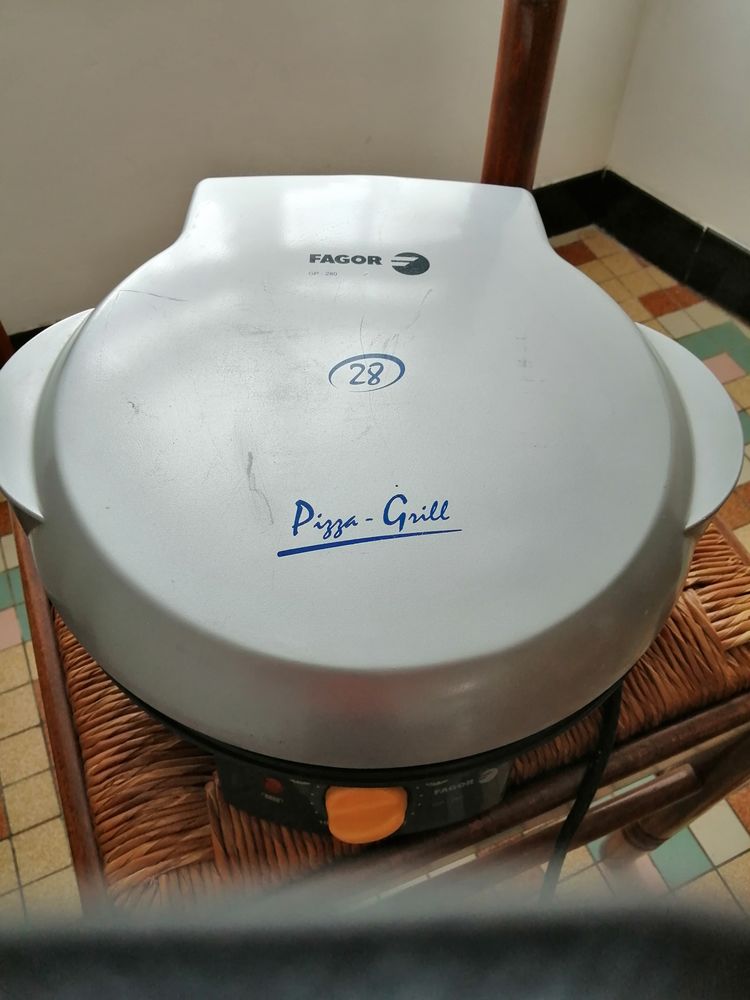 pizza grill fagor 30 St Marsault (79)