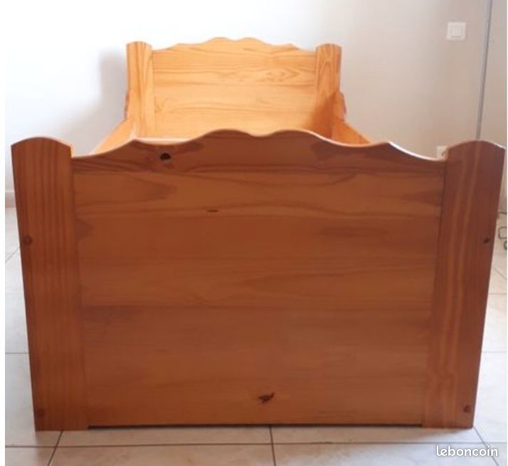 Lit 1 place 90*190 avec sommier Authentic style La Redoute 100 P�rigueux (24)