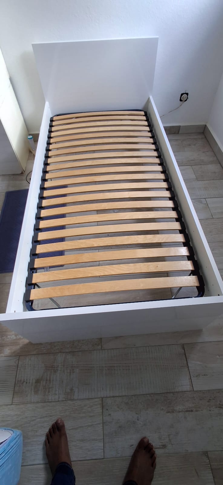 Lit 1 place en bois 100 Baie-Mahault (97)