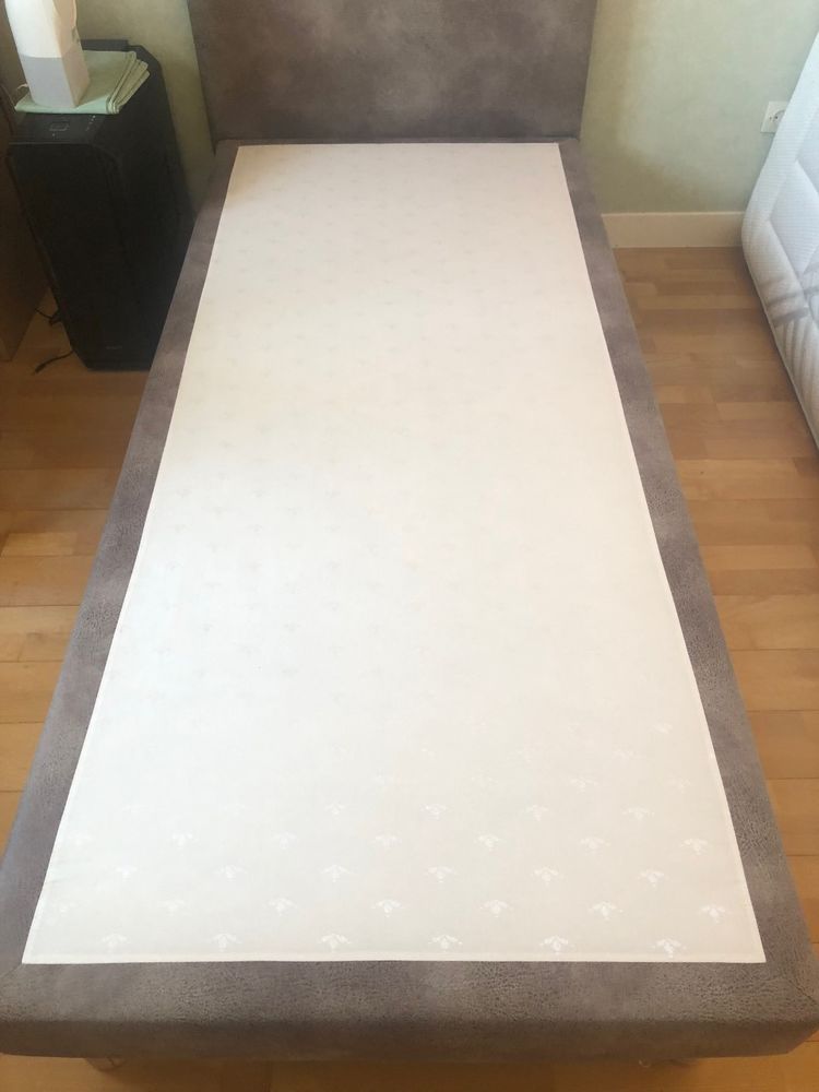 Lit une place (t�te de lit + sommier +matelas) de qualit� 690 Lorient (56)