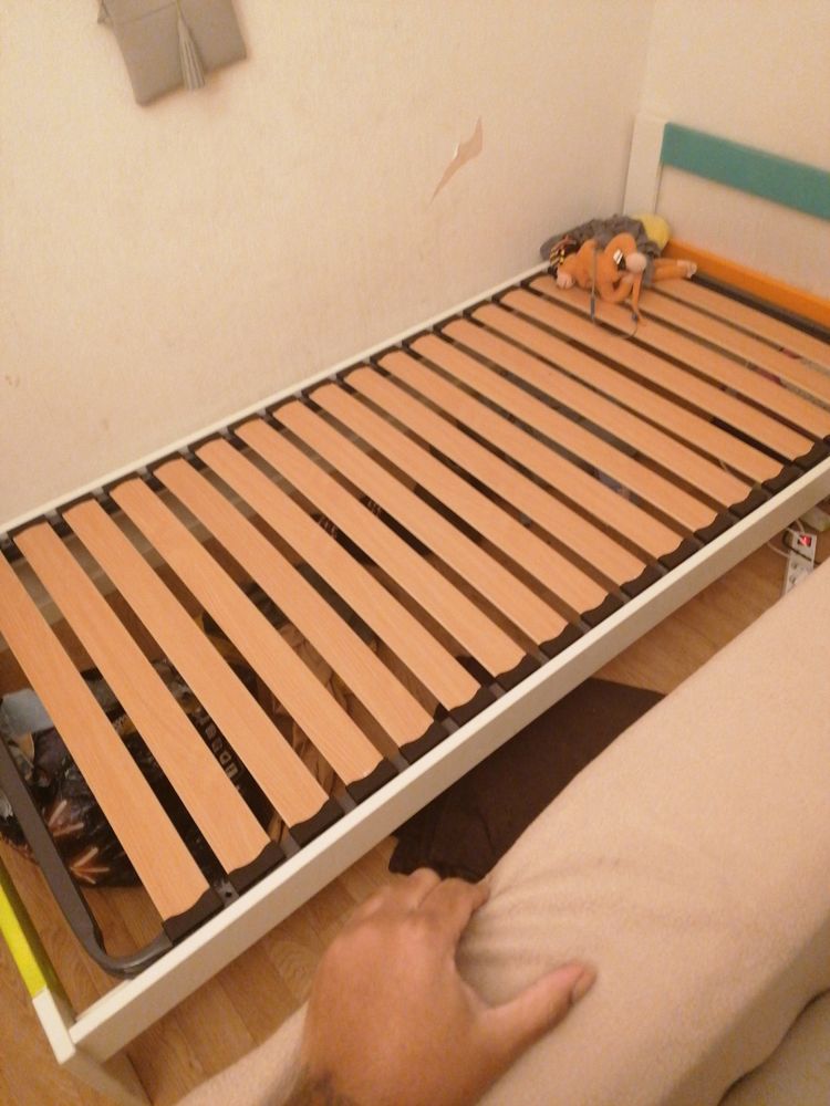 Lit 1 place 20 Angers (49)