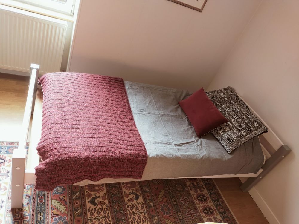 Lit une place 90*200 cm 50 Saint-Pierre-de-Plesguen (35)