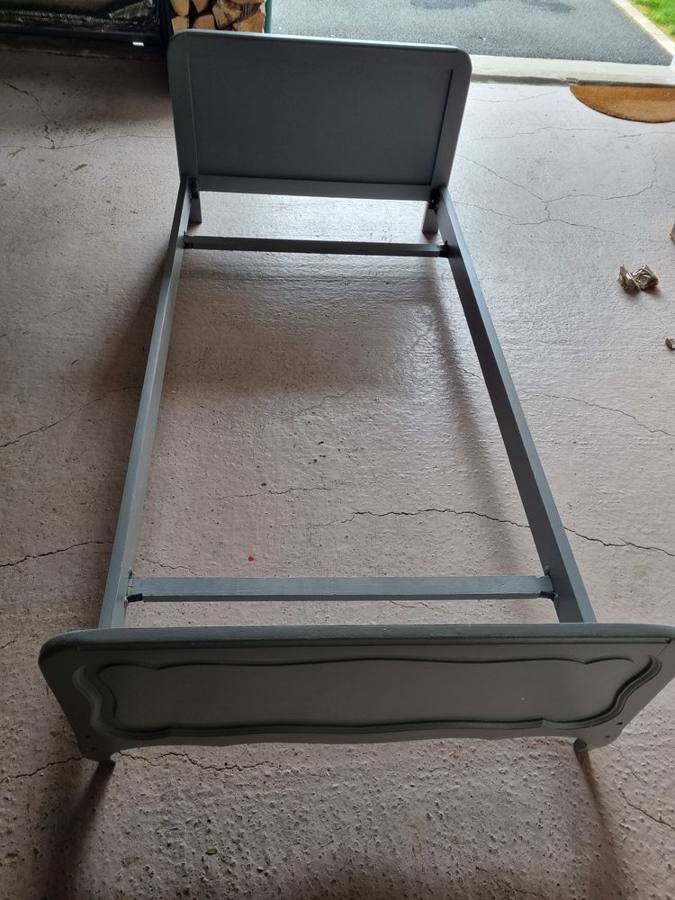 LIT   1 PLACE 190 X 90 CM 60 Saint-Christophe (17)