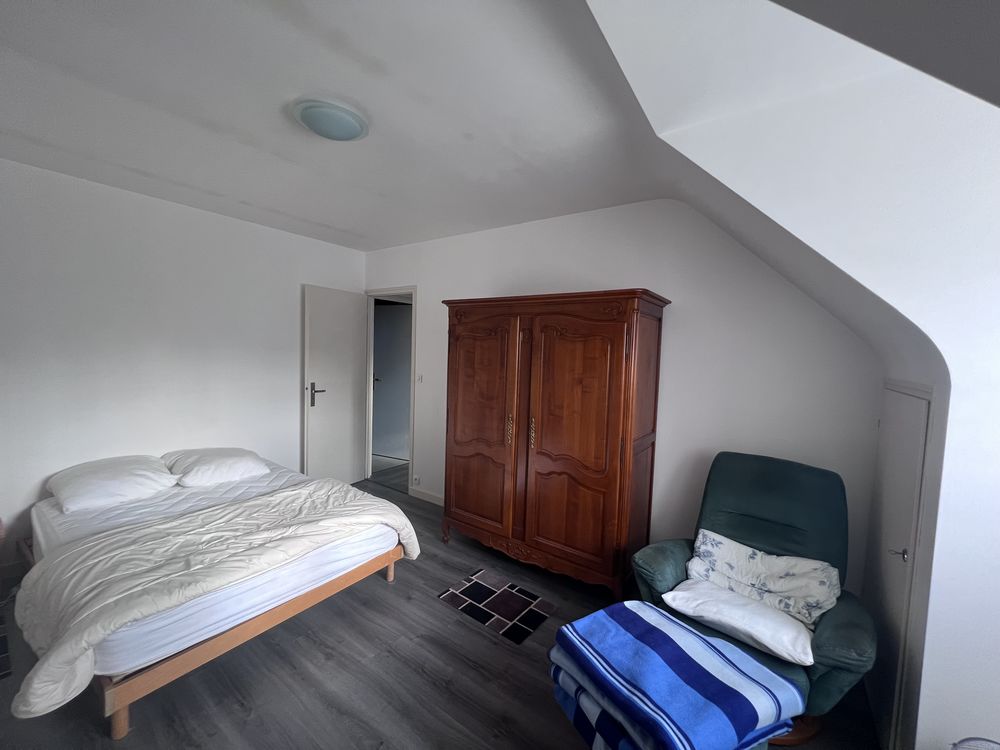 Lit 2 places avec sommier et matelas 200 Tr�gueux (22)