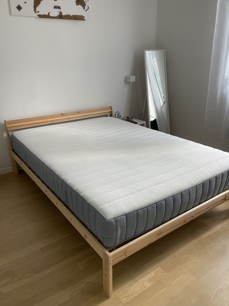 Lit 2 places (sommier + matelas 140x200) 215 Paris 13 (75)