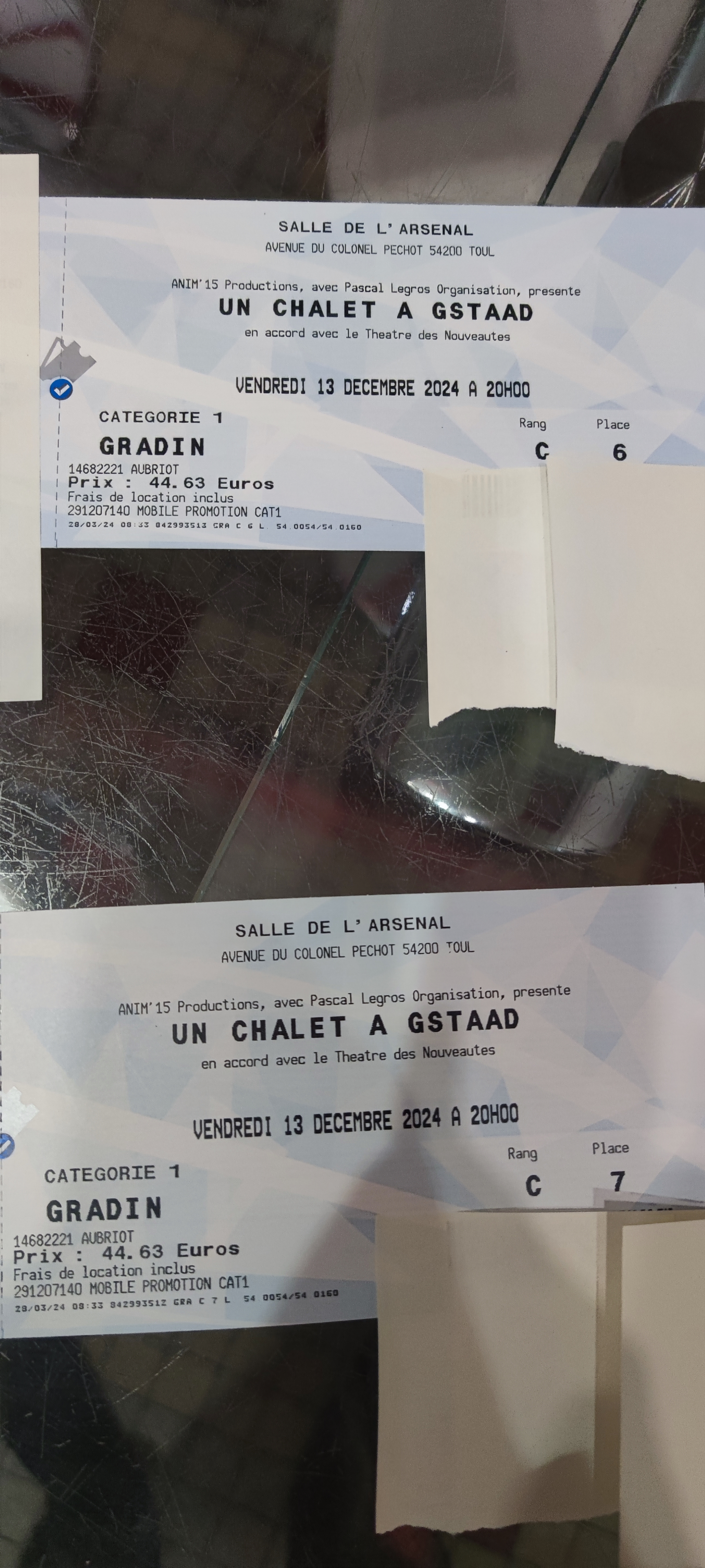 2 Places th��tre � Toul-Un chalet � Gstaad 44 Toul (54)