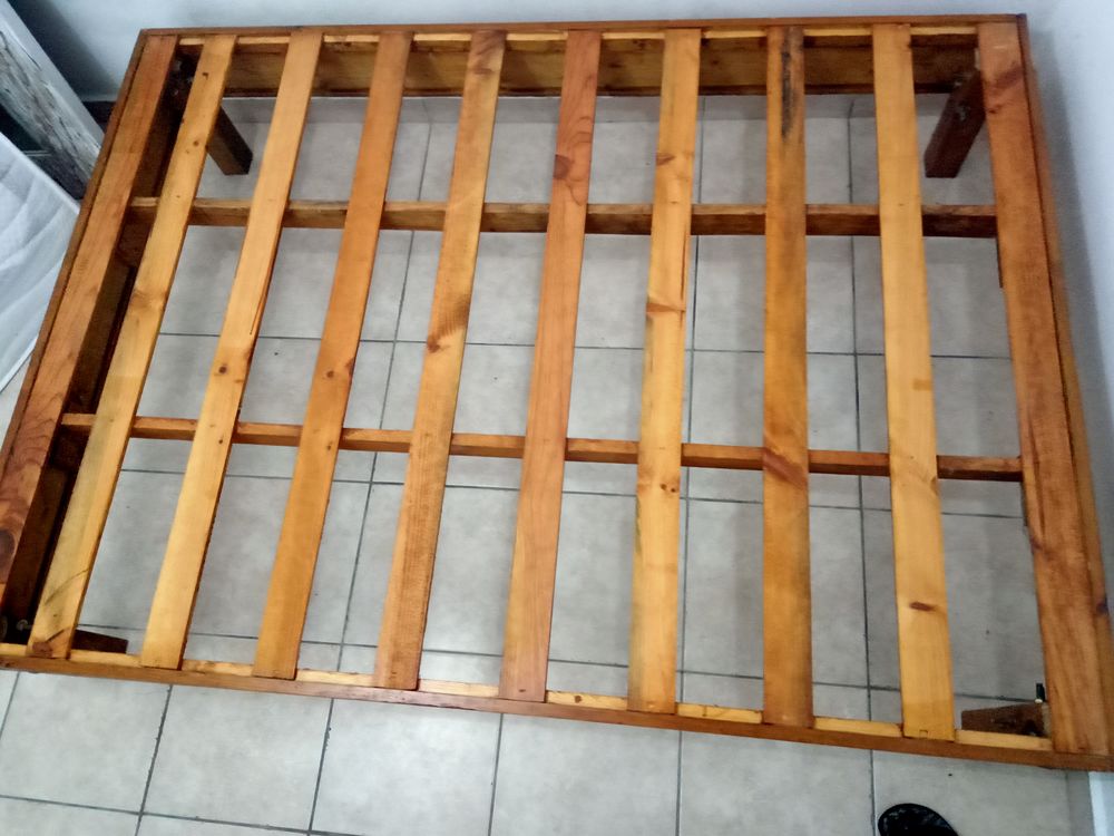 Lit 2 places 350 Trois-Rivi�res (97)