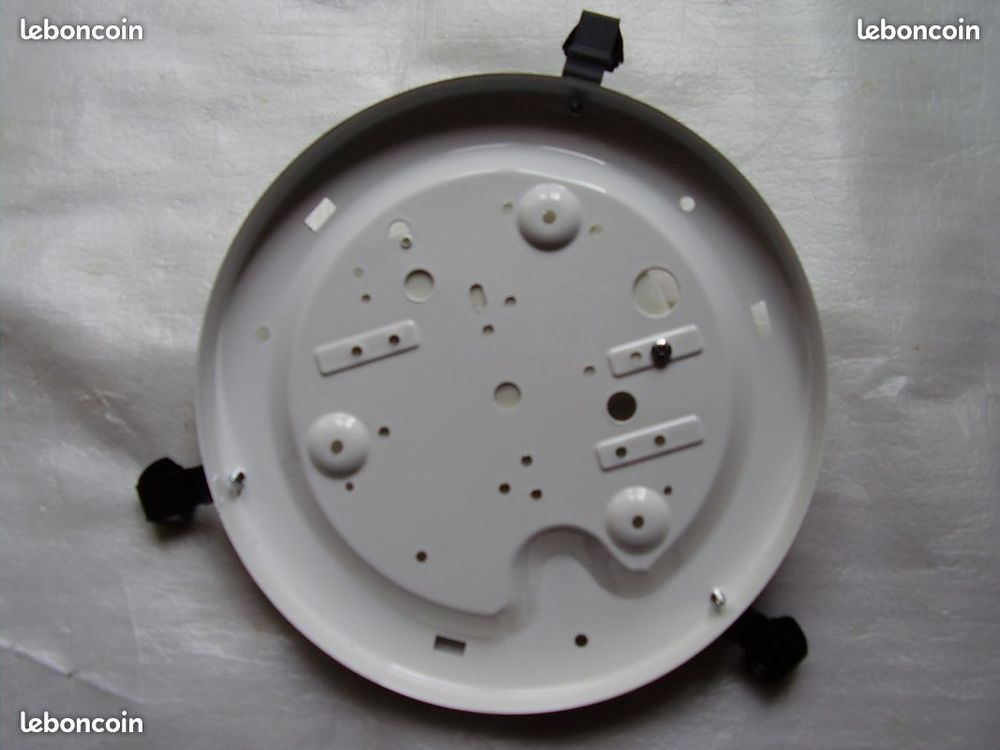 Plafonnier blanc opaque 10 Grenoble (38)