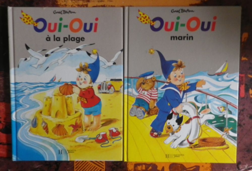 LOT 2 OUI-OUI (&agrave; la plage/marin) gd format Hachette Jeunesse Livres et BD