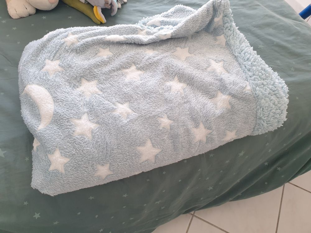 Plaid b�b� tout doux 5 Fr�jus (83)