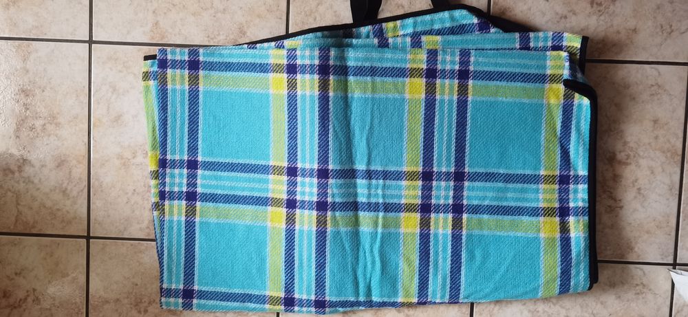 Plaid imperm�able pour pique-nique/camping 8 Dijon (21)