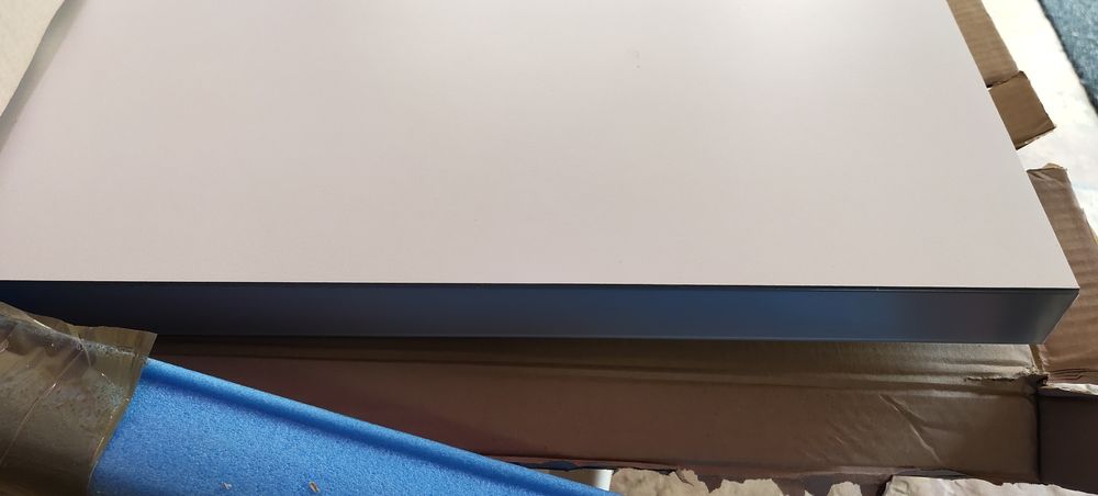 Plan de travail qualit� pro en hydrofuge
En stratifi� blanc
70 Saint-Zacharie (83)