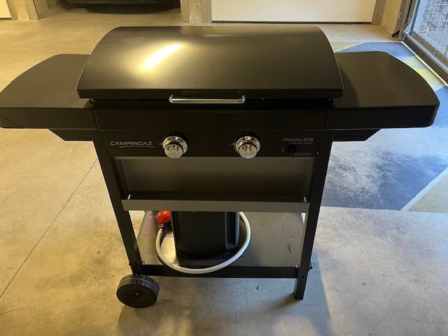 PLANCHA CAMPINGAZ EXB
180 L'�trat (42)