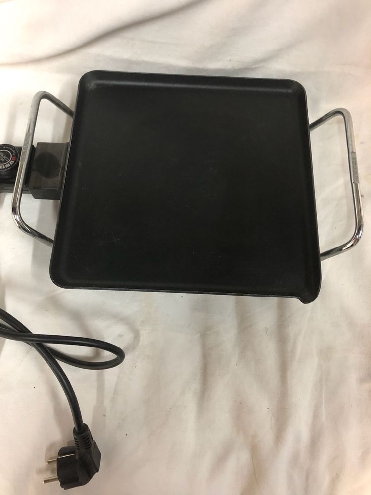 plancha �lectrique 10 La M�le (83)