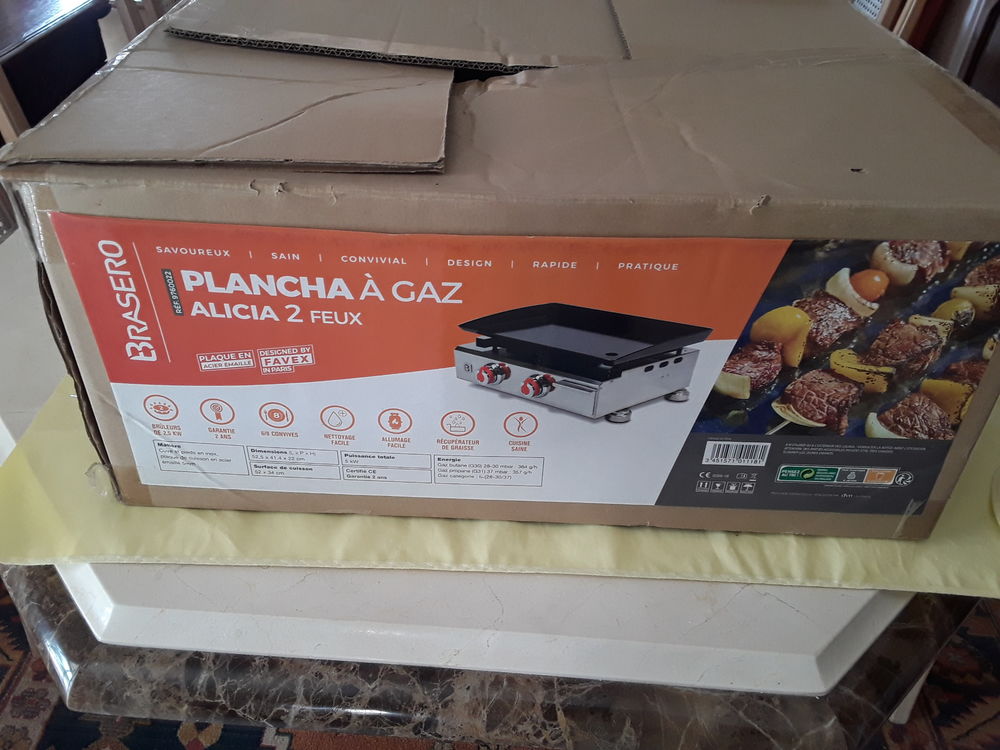 Plancha � gaz en inox 2 feux neuve 170 Contes (06)