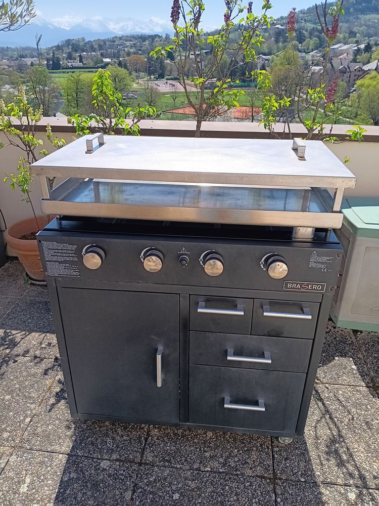 PLANCHA  MARQUE BRASERO 400 Barberaz (73)