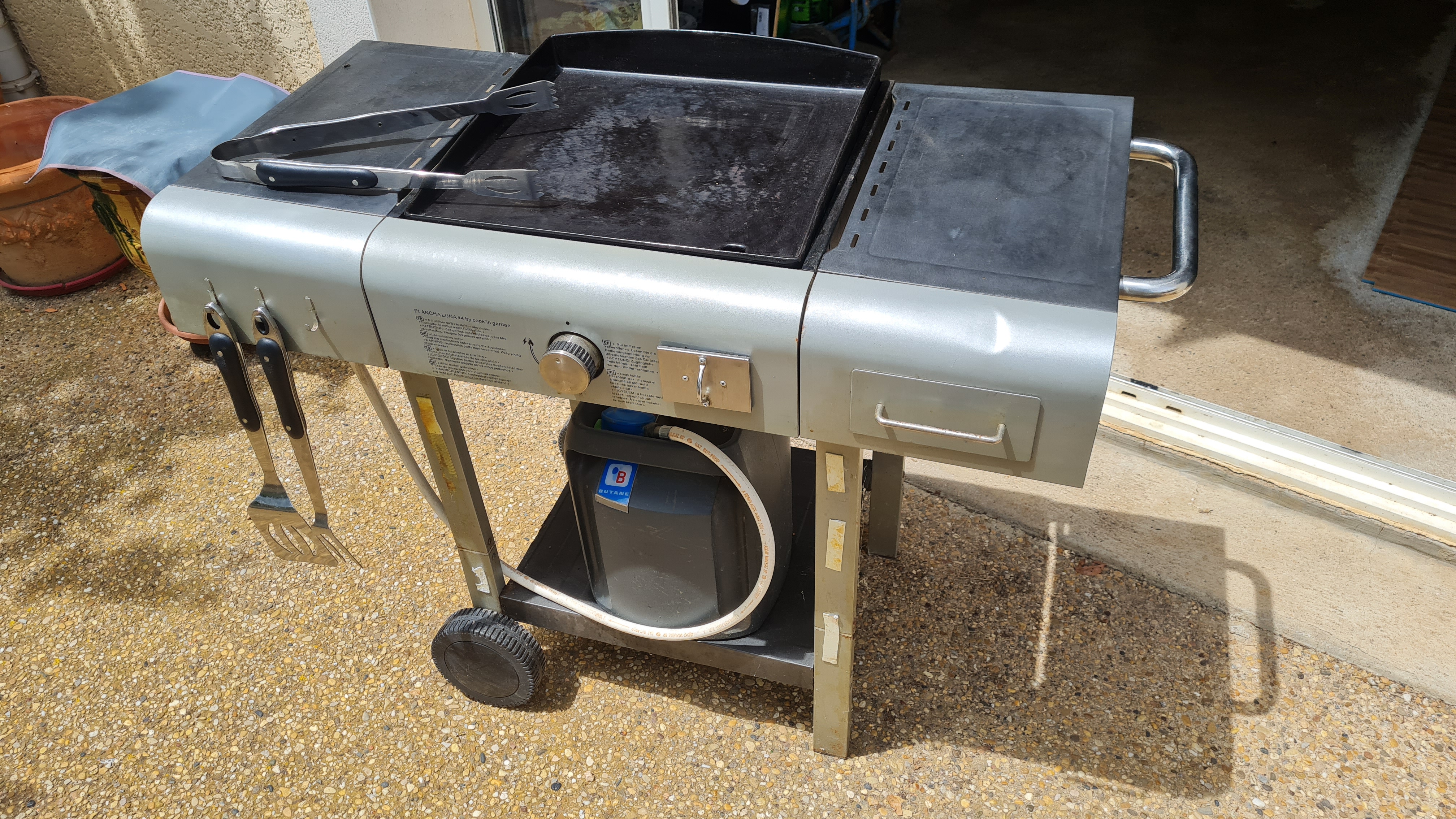 Plancha gaz 100 Castelnau-de-Guers (34)