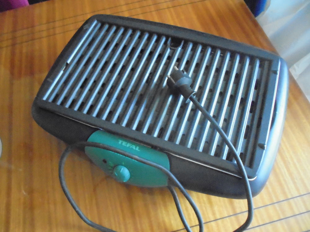 planche pour faire des grillades   marque SEB 30 Neauphle-le-Ch�teau (78)