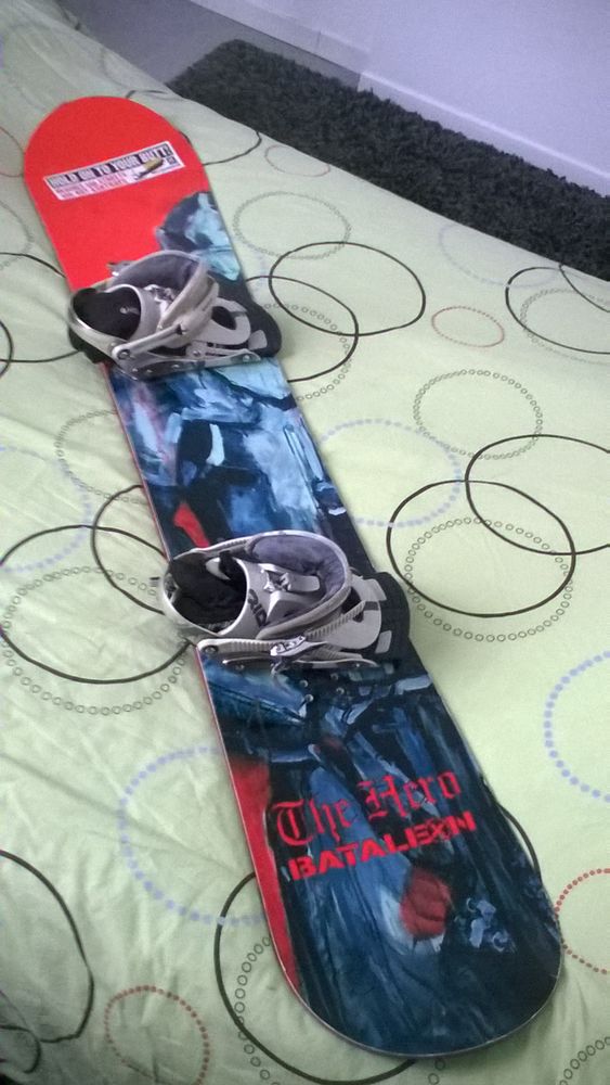 PLanche de snow et fixation.
Batl�on en Wide. 290 Bayonne (64)
