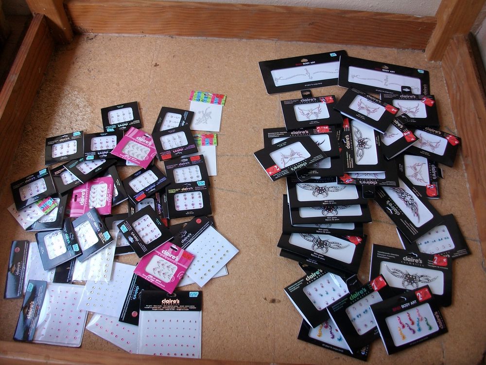 Planches de Bijoux de Peau Autocollants-neufs 1 Bouxwiller (67)