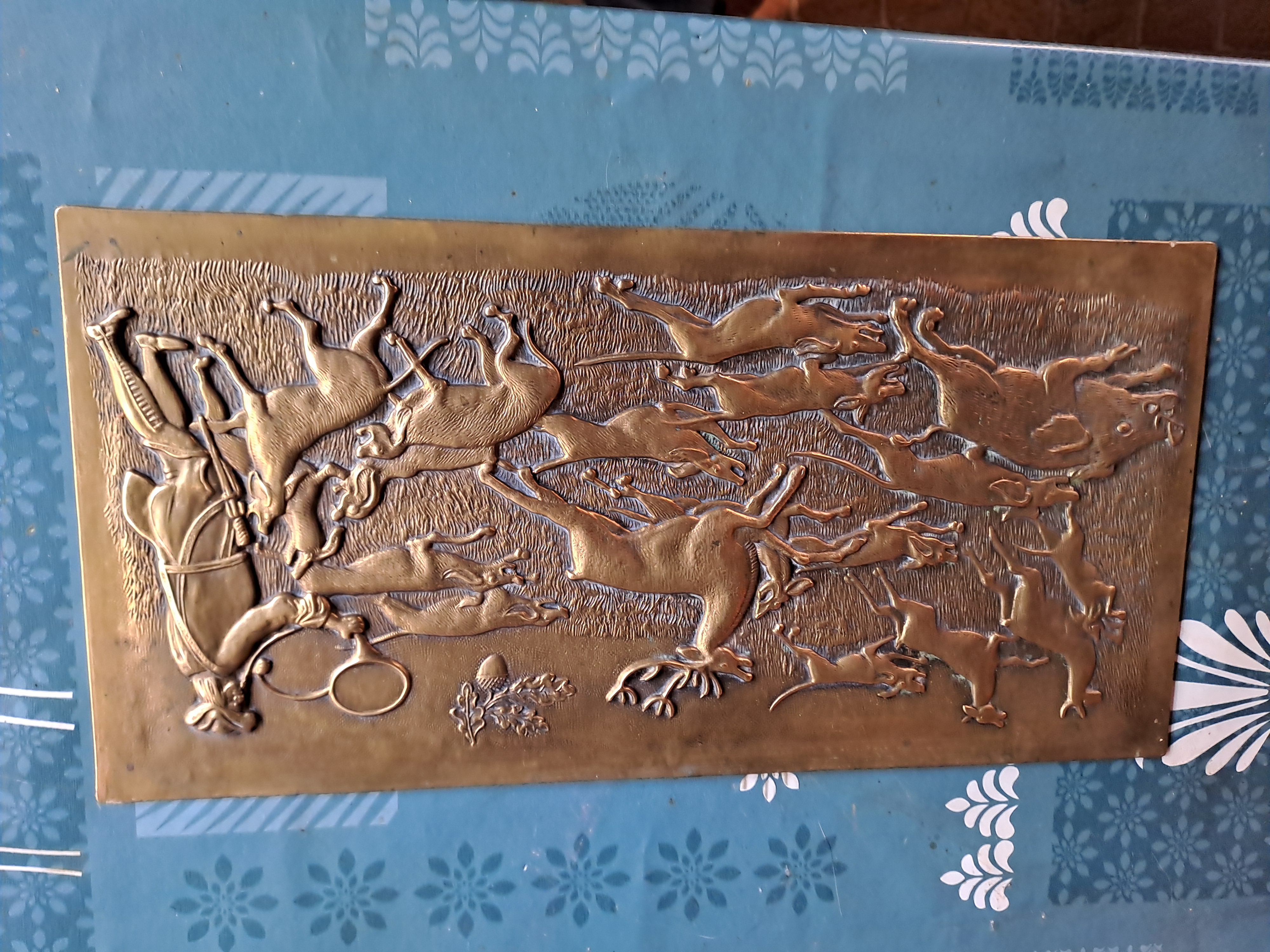 plaque bronze 90 Montceaux-l�s-Provins (77)