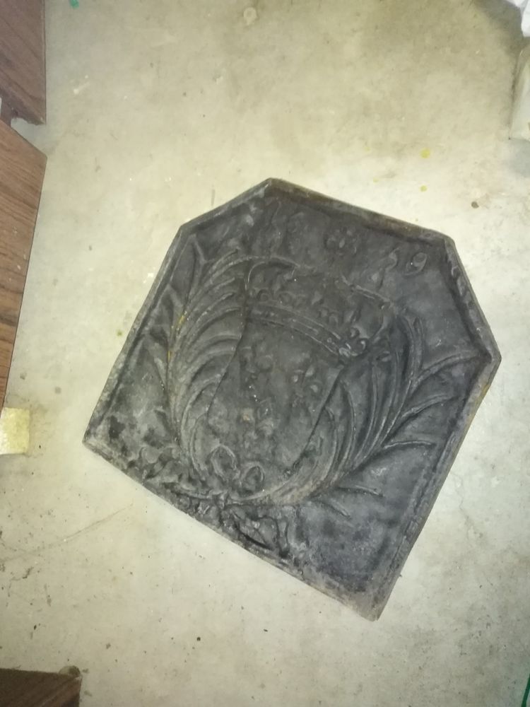 Plaque de chemin�e tr�s ancienne 85 Saran (45)