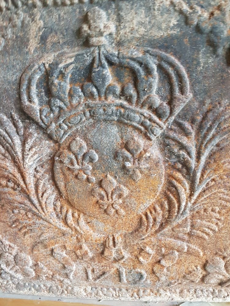 plaque de chemin�e 150 Draguignan (83)