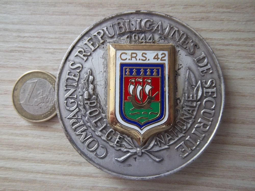 plaque collection obsol�te CRS 42 Nantes 0 Valognes (50)