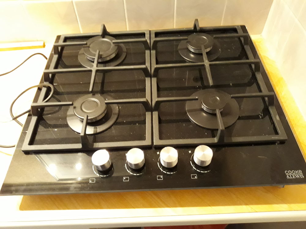 plaque de cuisson gaz ,neuve ,+accessoires
COOKE & LEWIS 130 Laneuville-au-Pont (52)