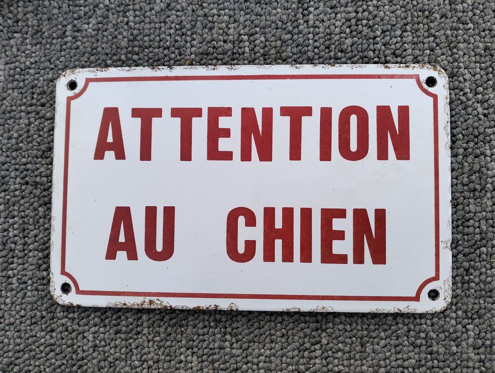 plaque emaillee d'utilite attention au chien 50 Saint-Jean-de-Fos (34)