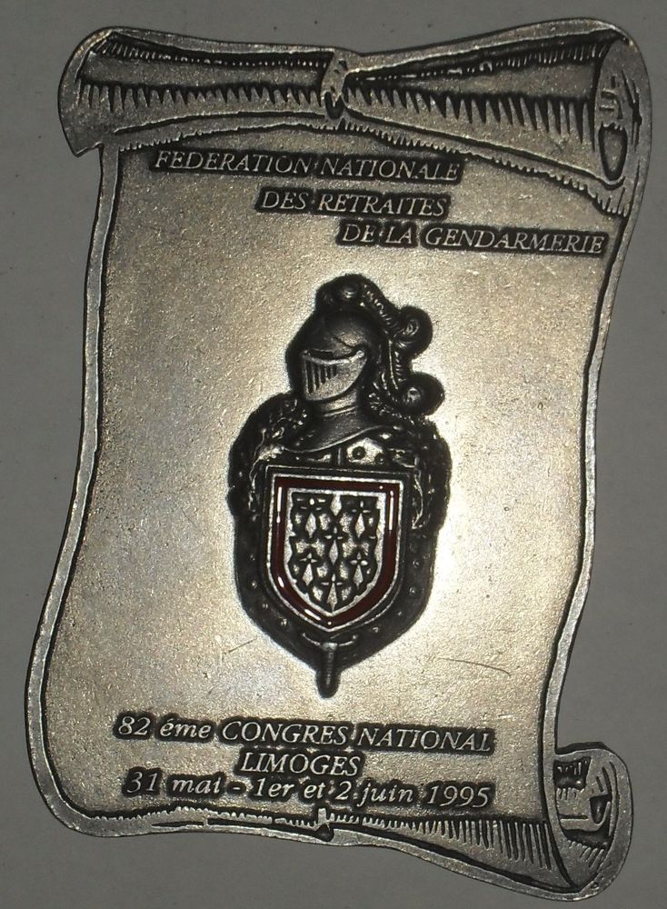 Plaque de la f�d�ration des retrait�s de la Gendarmerie 1 Montreuil (93)