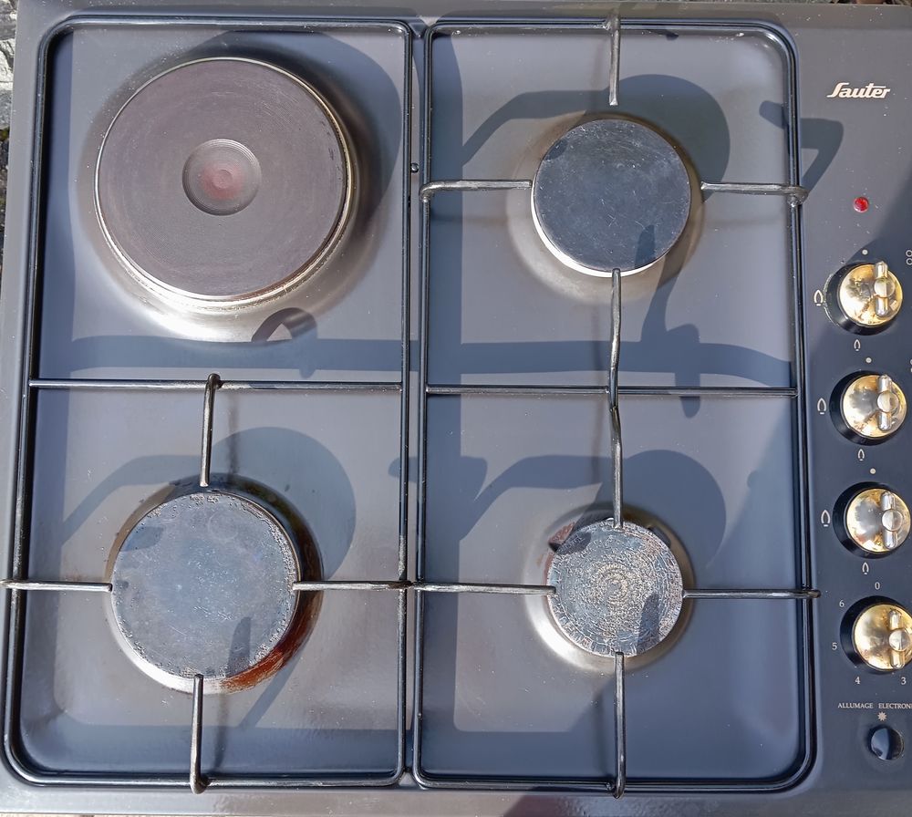 Plaque gaz 3 feux gaz+1 �lectrique 25 Allenwiller (67)