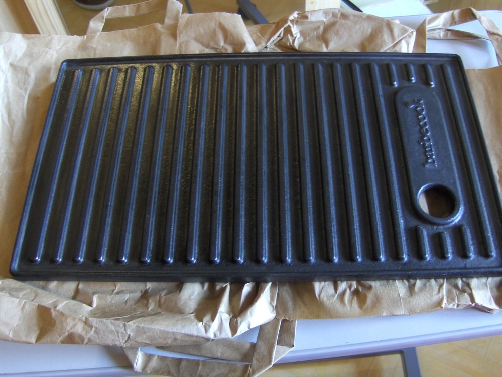   Plaque fonte Barbecue  25 x 43 cm poids 4Kg 700
20 Sauchy-Cauchy (62)