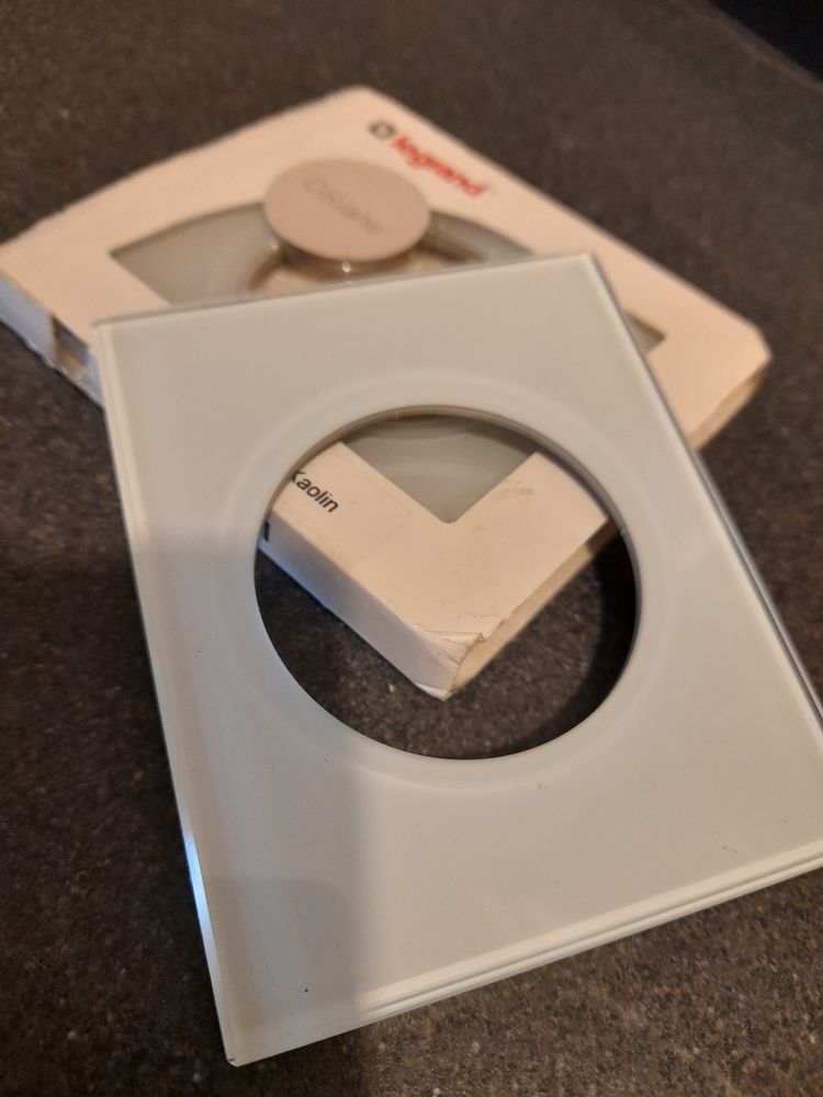 Plaque legrand celiane verre kaolin neuve 25 Poitiers (86)