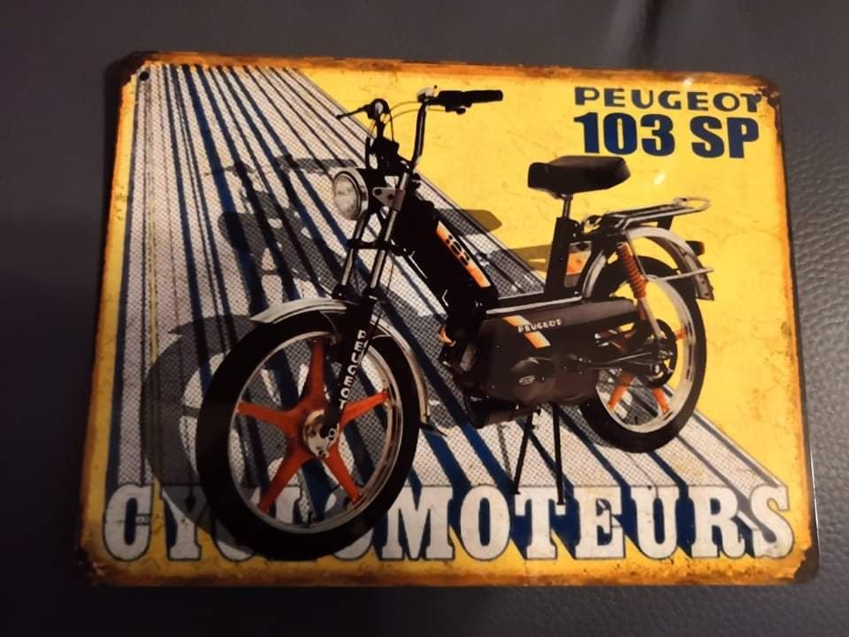plaque en m�tal cyclomoteur Peugeot 103 SP 23 Agen (47)