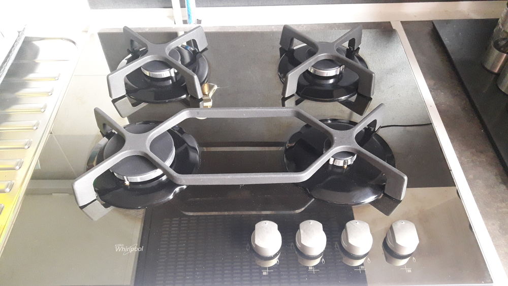 PLAQUE MIROIR 4 FEUX GAZ  DE VILLE WHIRLPOOL  servie 2 fois! 0 Verberie (60)