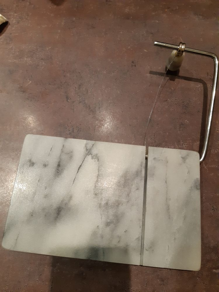 plaque pour couper foie gras
fromage beurre pat� 20 Brignais (69)