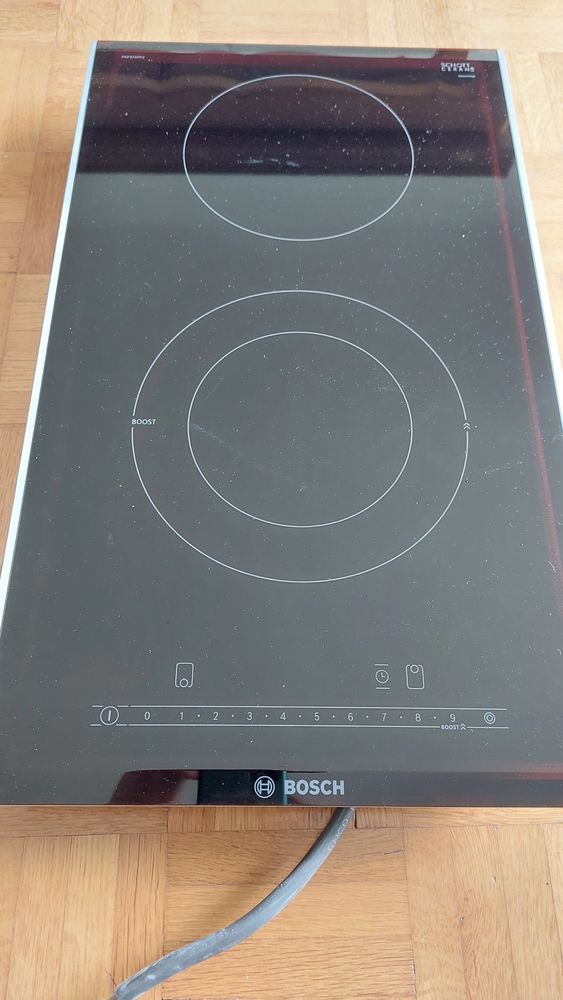 Plaque vitroc�ramique encastrable 2 foyers BOSCH 2 Foyers 250 Villebon-sur-Yvette (91)